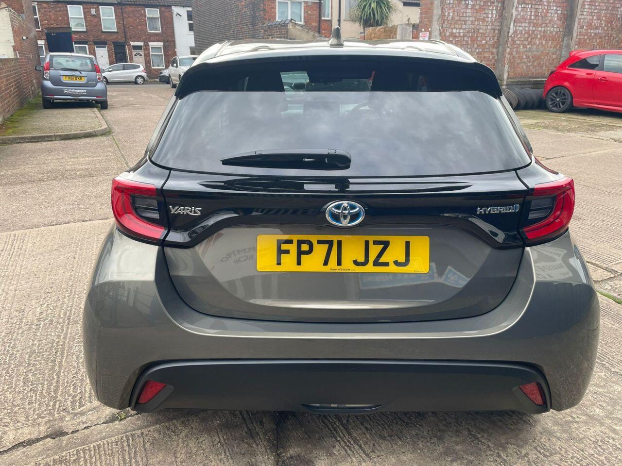 Used Toyota Yaris 2021 for sale - 77784073: Photo 19