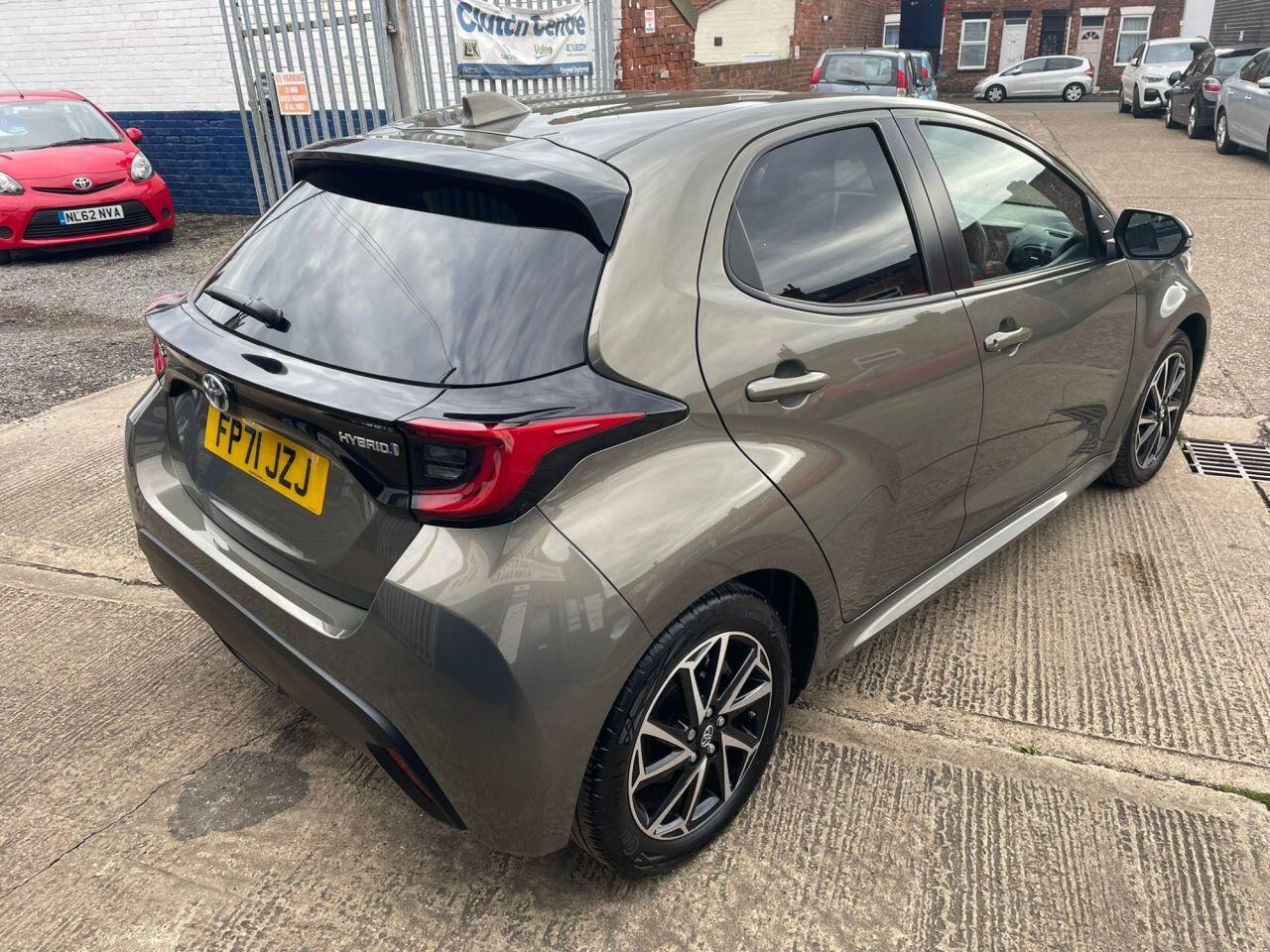 Used Toyota Yaris 2021 for sale - 77784073: Photo 22