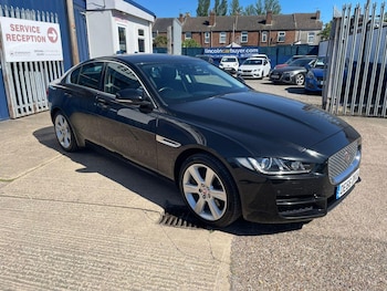 Used Jaguar XE 2016 for sale - 78448625: Photo