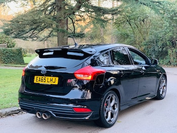 Used Ford Focus 2015 for sale - 77945708: Photo