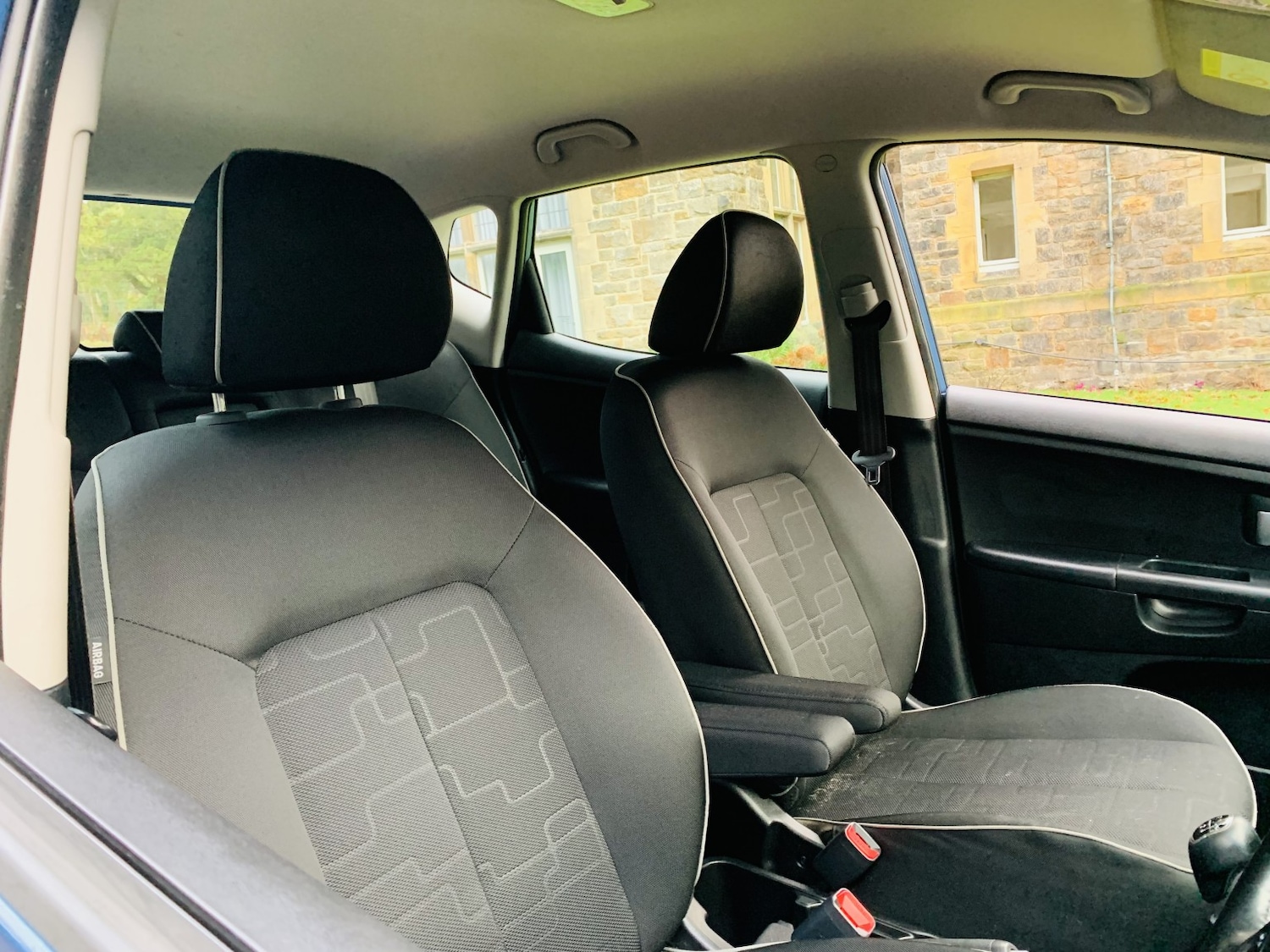 Used Kia Venga 2014 for sale - 77233797: Photo 7