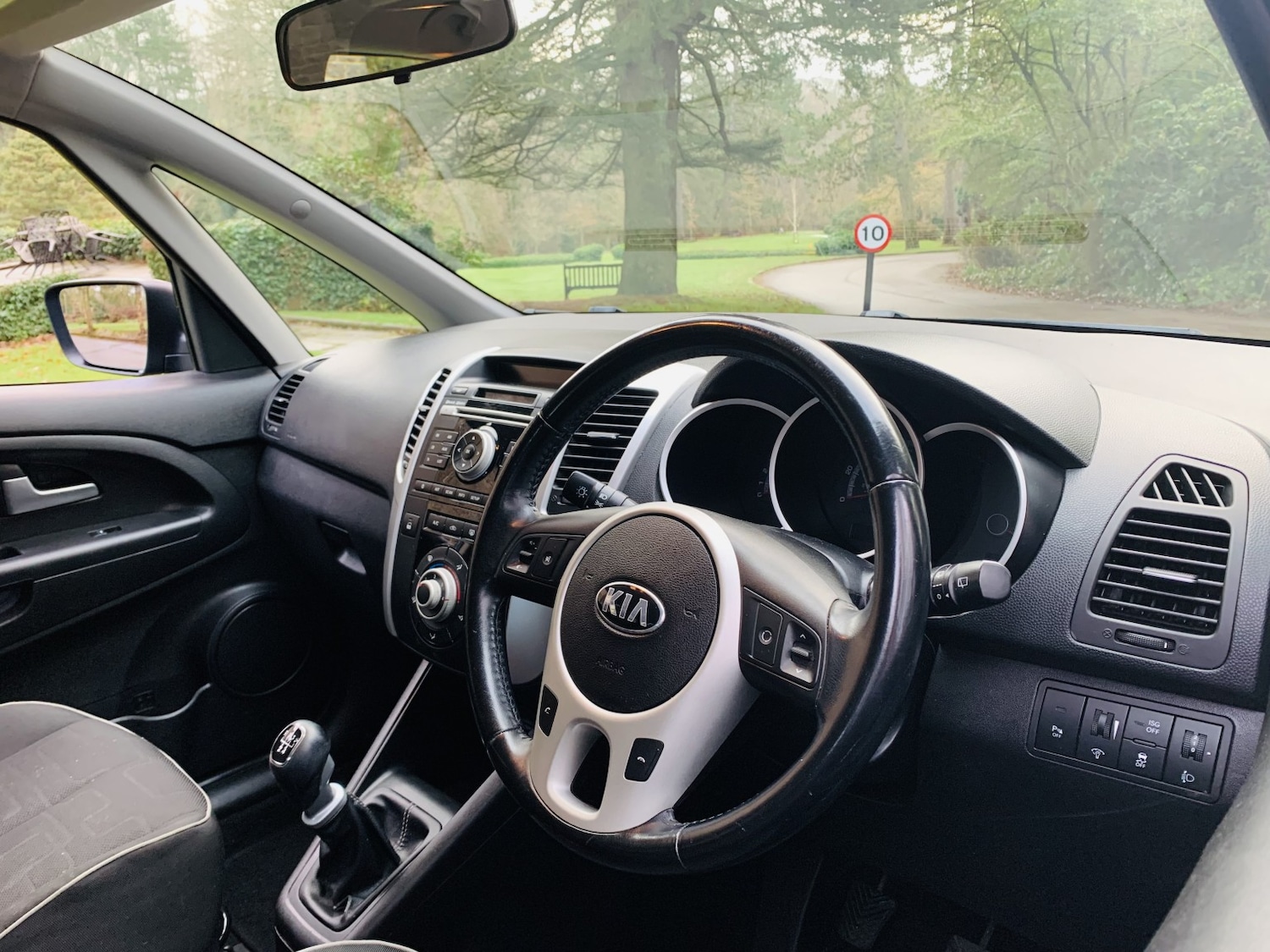 Used Kia Venga 2014 for sale - 77233797: Photo 9