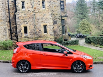 Used Ford Fiesta 2015 for sale - 77562553: Photo