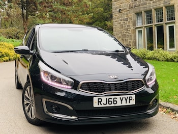 Used Kia Ceed 2017 for sale - 76334776: Photo