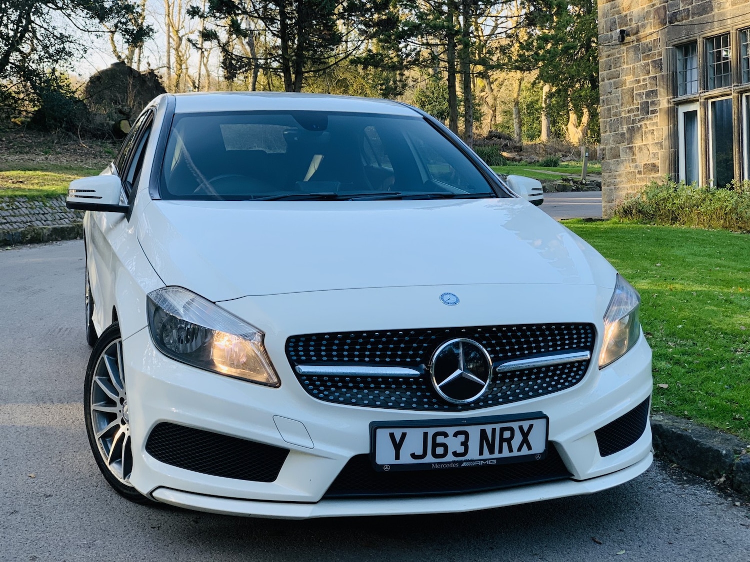 Used Mercedes-Benz A-Class 2013 for sale - 77945709: Photo 2