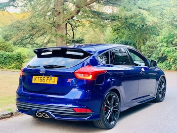 Used Ford Focus 2017 for sale - 79611203: Photo