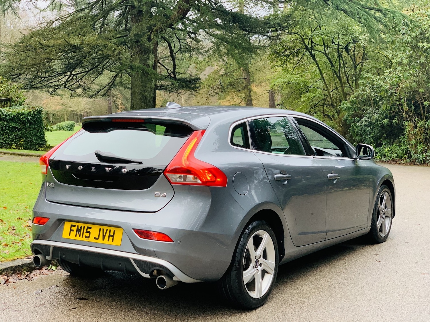 Used Volvo V40 2015 for sale - 77400034: Photo 4