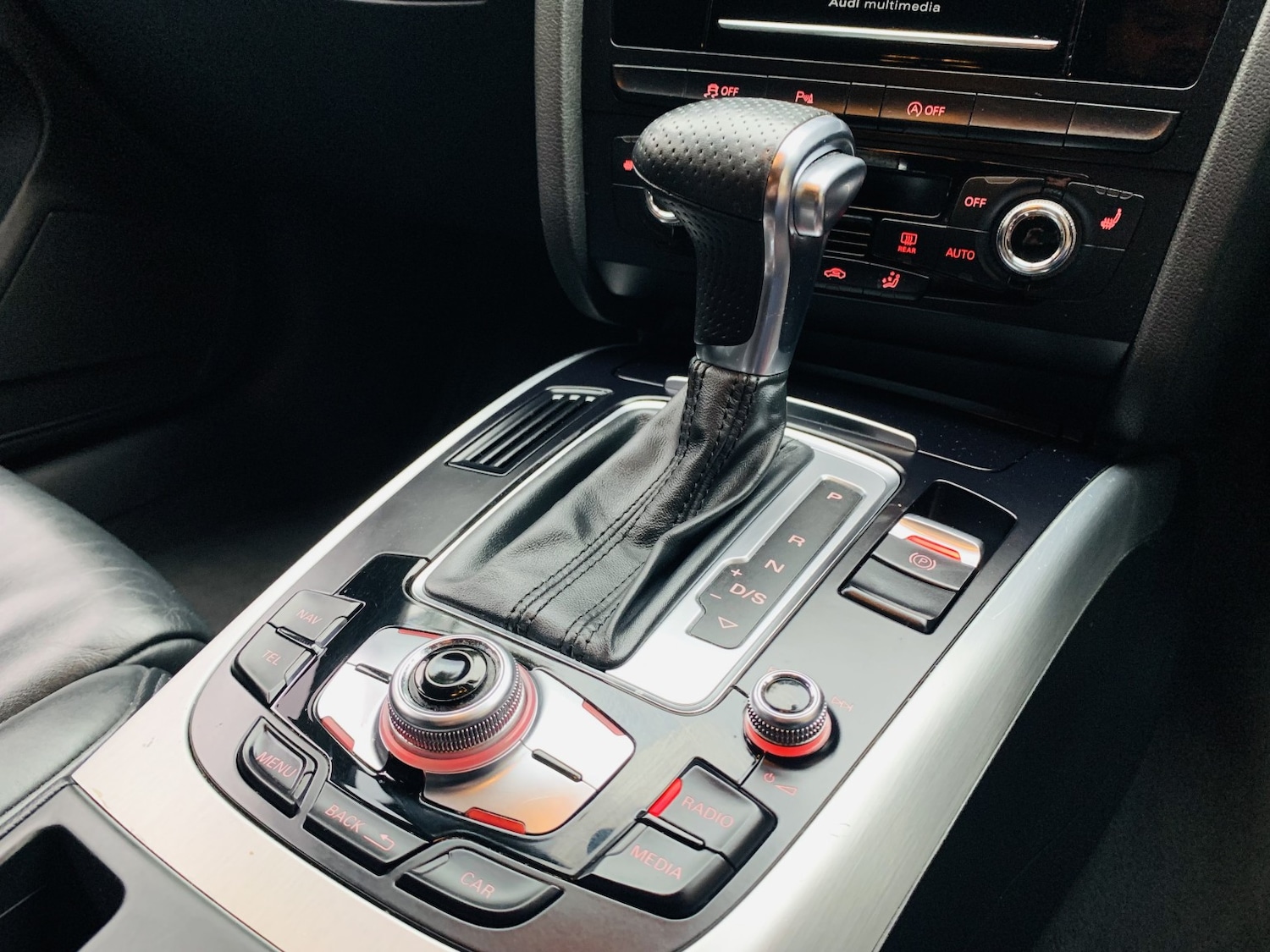 Used Audi A4 Avant 2015 for sale - 76517758: Photo 12