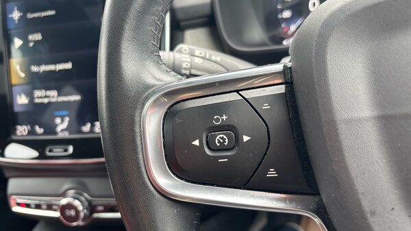 Used Volvo XC40 2020 for sale - 76067059: Photo 25