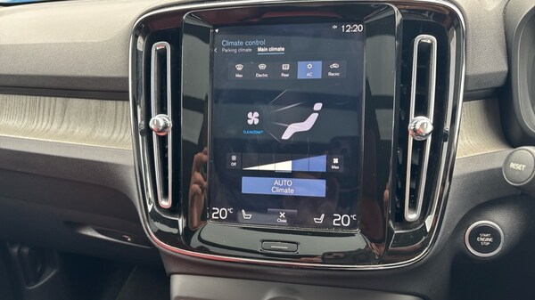 Used Volvo XC40 2020 for sale - 76067059: Photo 36