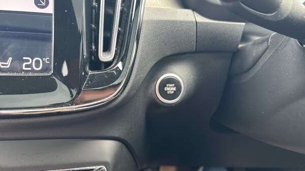 Used Volvo XC40 2020 for sale - 76067059: Photo 43