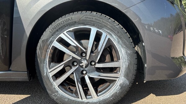 Used Peugeot 208 2021 for sale - 75992892: Photo 17