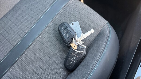 Used Peugeot 208 2021 for sale - 75992892: Photo 22