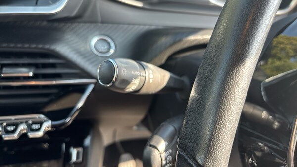 Used Peugeot 208 2021 for sale - 75992892: Photo 27