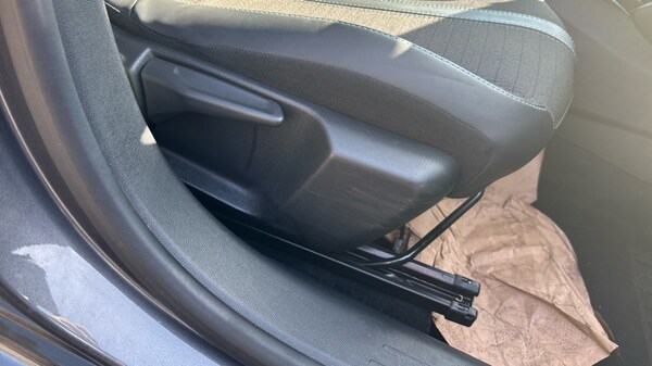Used Peugeot 208 2021 for sale - 75992892: Photo 34