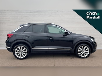Used Volkswagen T-Roc 2021 for sale - 76217314: Photo