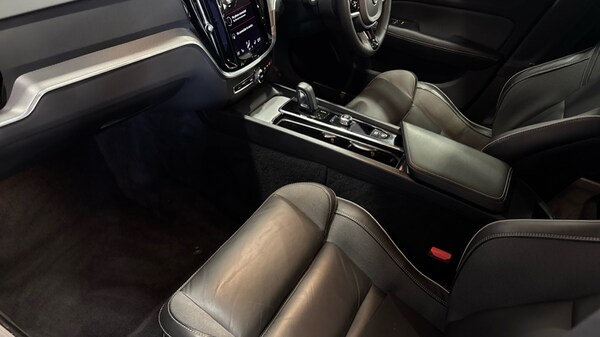Used Volvo V60 2022 for sale - 75829207: Photo 10