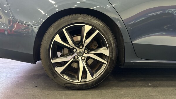 Used Volvo V60 2022 for sale - 75829207: Photo 19