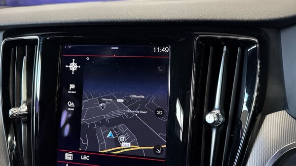 Used Volvo V60 2022 for sale - 75829207: Photo 25