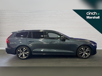Used Volvo V60 2022 for sale - 75829207: Photo