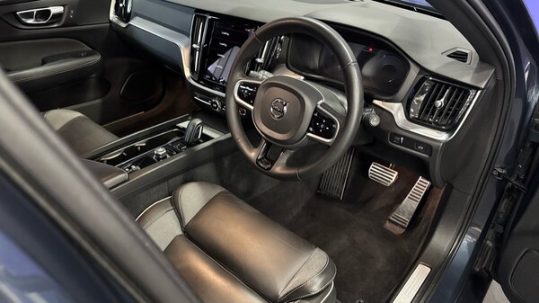 Used Volvo V60 2022 for sale - 75829207: Photo 9