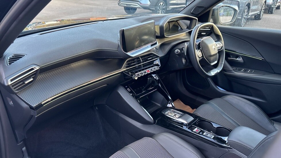 Used Peugeot 2008 2023 for sale - 76140100: Photo 10