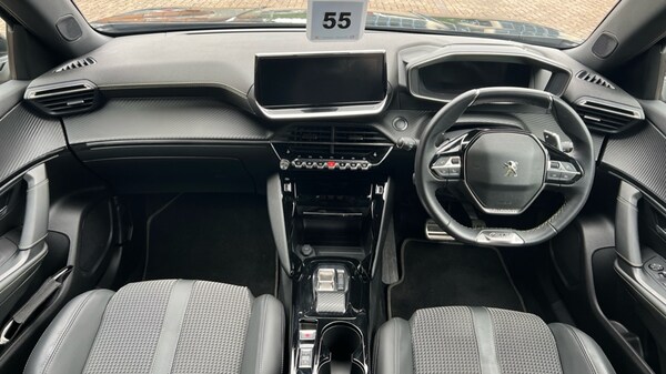 Used Peugeot 2008 2023 for sale - 76140100: Photo 11