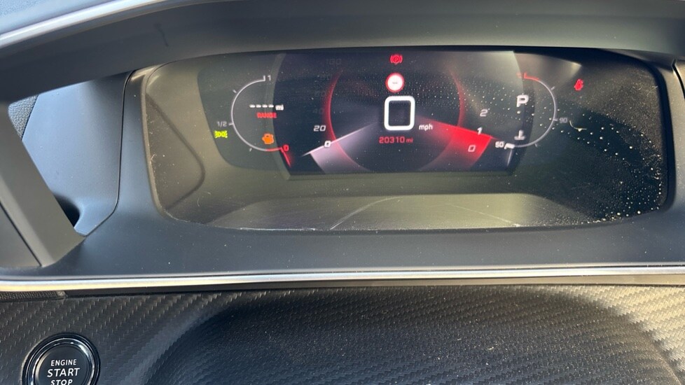 Used Peugeot 2008 2023 for sale - 76140100: Photo 13