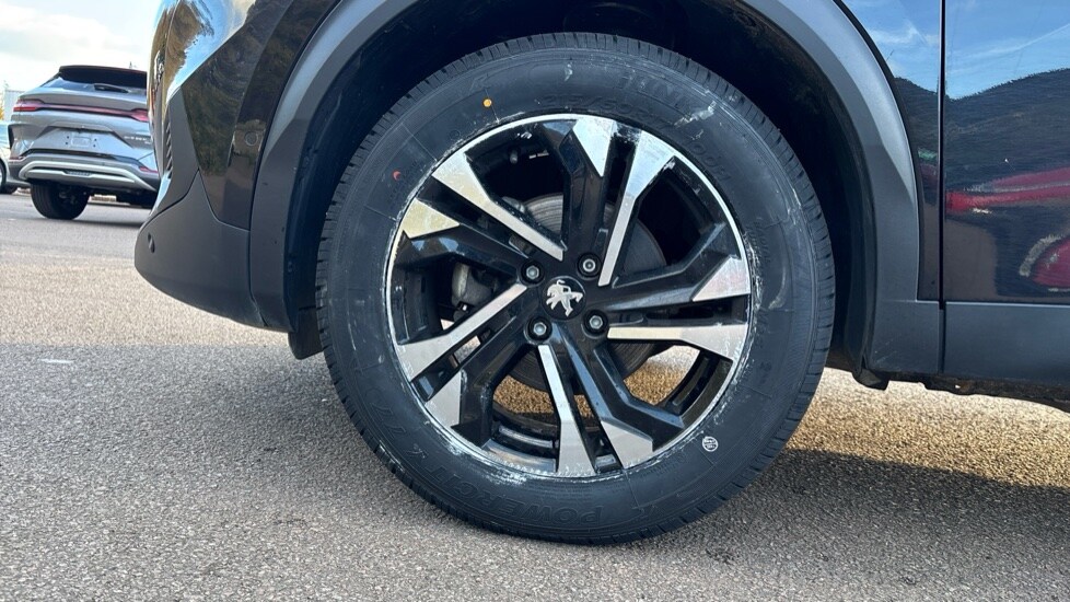 Used Peugeot 2008 2023 for sale - 76140100: Photo 17