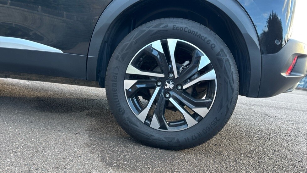 Used Peugeot 2008 2023 for sale - 76140100: Photo 18