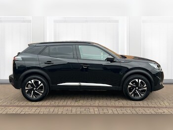 Used Peugeot 2008 2023 for sale - 76140100: Photo 2