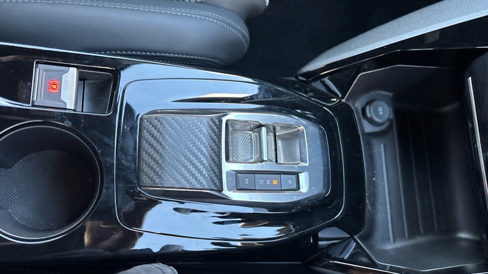 Used Peugeot 2008 2023 for sale - 76140100: Photo 30