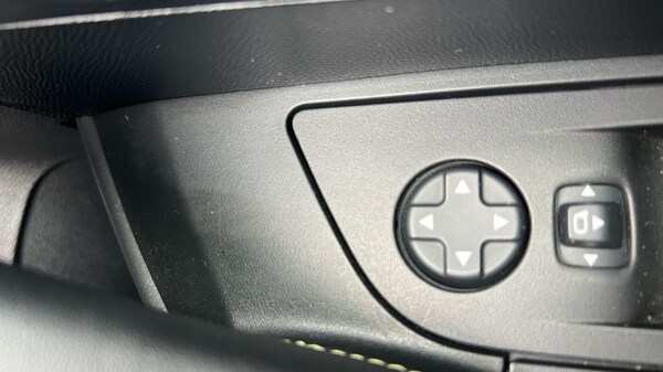 Used Peugeot 2008 2023 for sale - 76140100: Photo 38