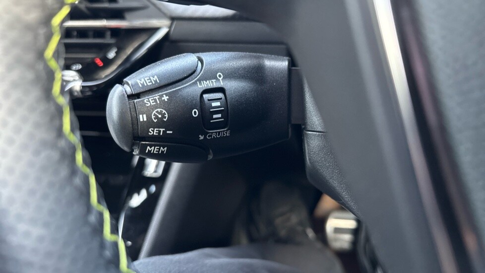 Used Peugeot 2008 2023 for sale - 76140100: Photo 43