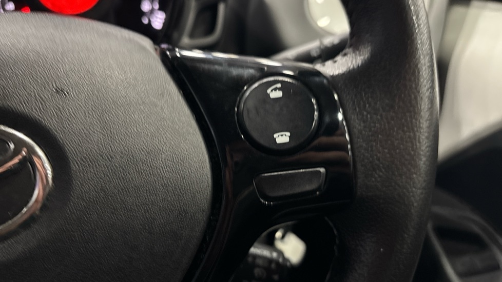 Used Toyota AYGO 2019 for sale - 76948521: Photo 24