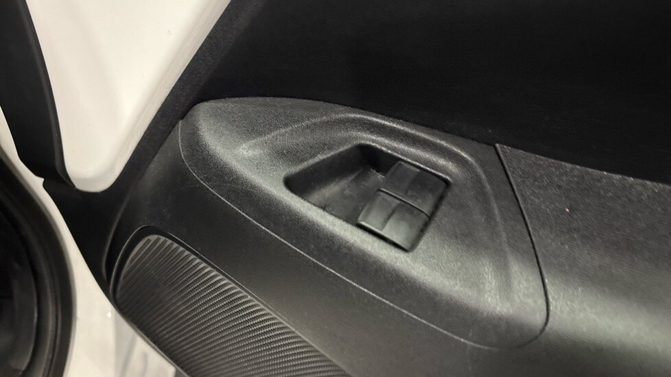 Used Toyota AYGO 2019 for sale - 76948521: Photo 31