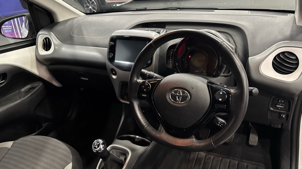 Used Toyota AYGO 2019 for sale - 76948521: Photo 9