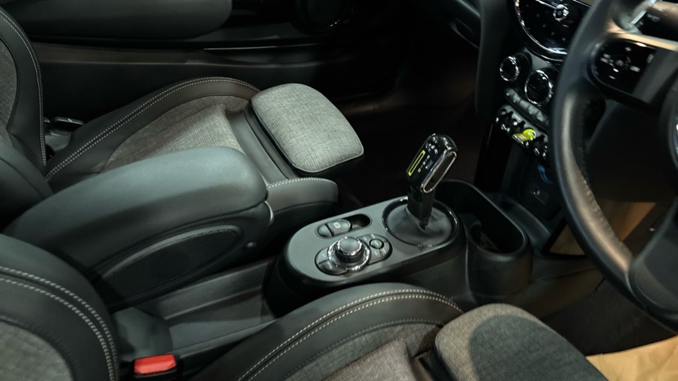 Used MINI Hatch 2022 for sale - 76589865: Photo 30