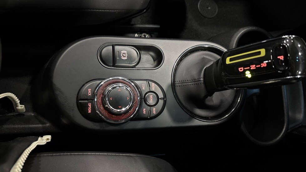 Used MINI Hatch 2022 for sale - 76589865: Photo 41