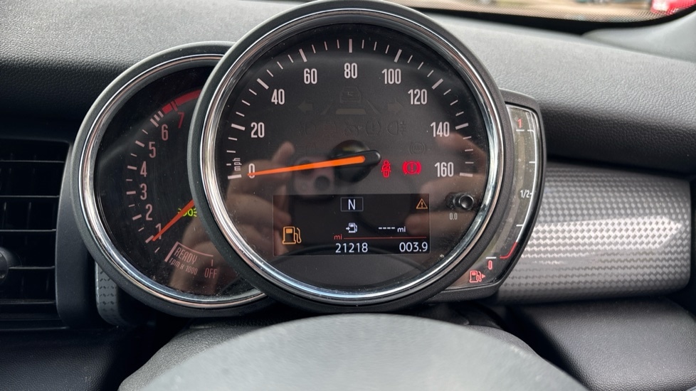 Used MINI Convertible 2019 for sale - 75615167: Photo 13