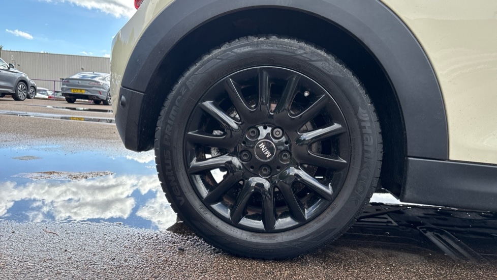 Used MINI Convertible 2019 for sale - 75615167: Photo 19