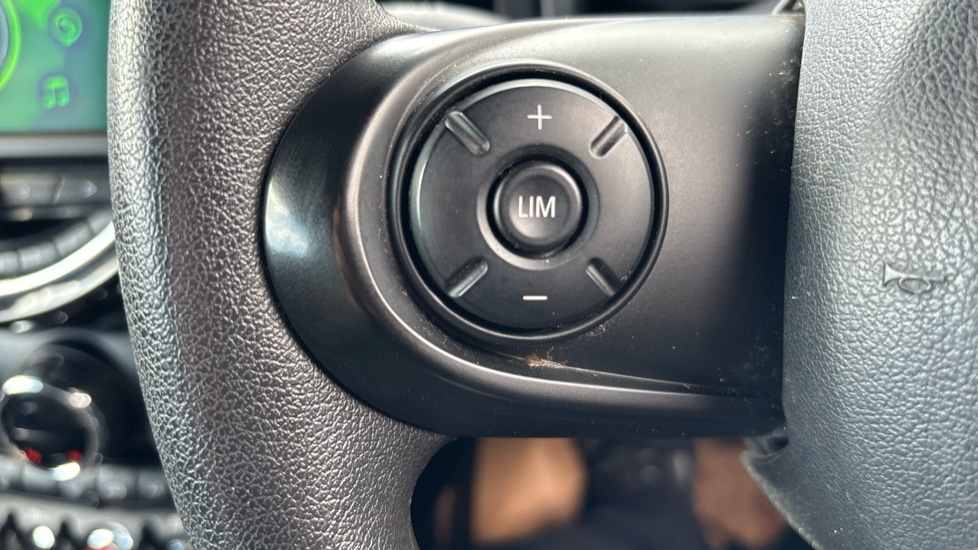 Used MINI Convertible 2019 for sale - 75615167: Photo 25