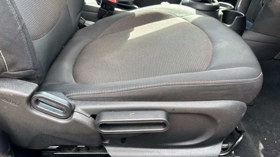 Used MINI Convertible 2019 for sale - 75615167: Photo 34