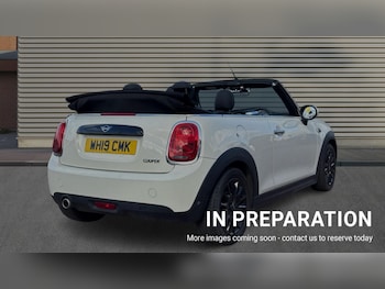 Used MINI Convertible 2019 for sale - 75615167: Photo