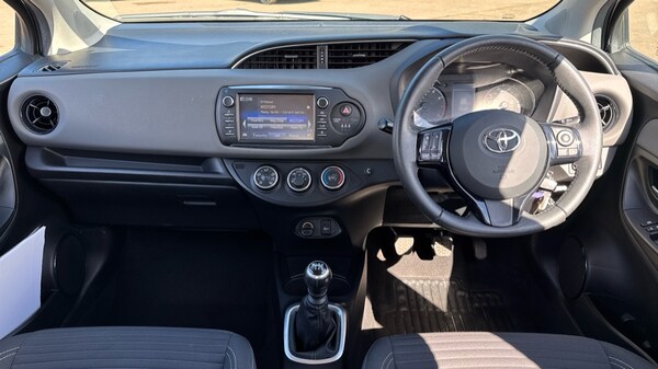 Used Toyota Yaris 2018 for sale - 75967016: Photo 11