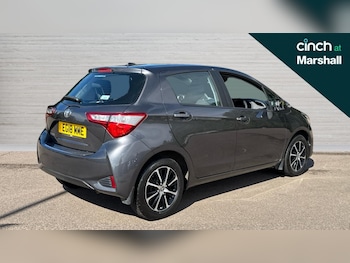 Used Toyota Yaris 2018 for sale - 75967016: Photo 3