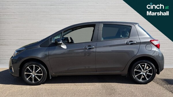 Used Toyota Yaris 2018 for sale - 75967016: Photo 6