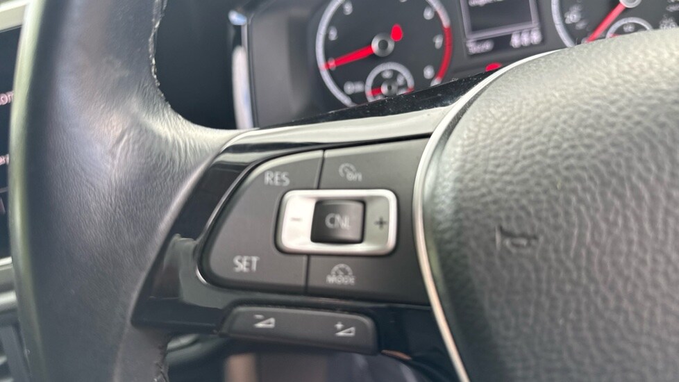 Used Volkswagen Polo 2021 for sale - 75992677: Photo 25