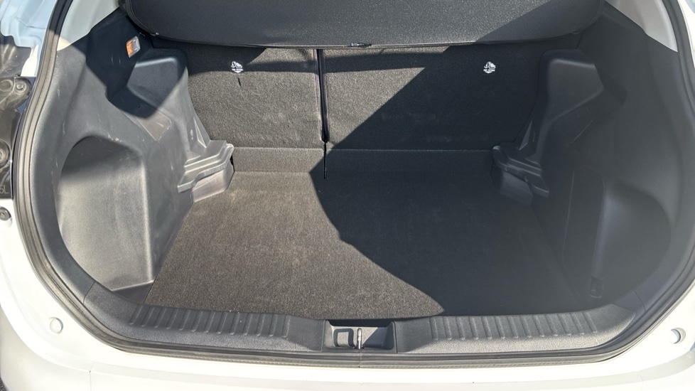 Used Toyota Yaris Cross 2024 for sale - 76008080: Photo 15
