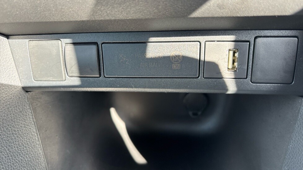 Used Toyota Yaris Cross 2024 for sale - 76008080: Photo 39